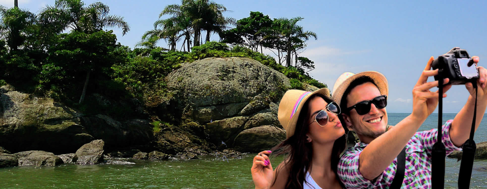 Veja praias, ilhas e cachoeiras em Peruíbe